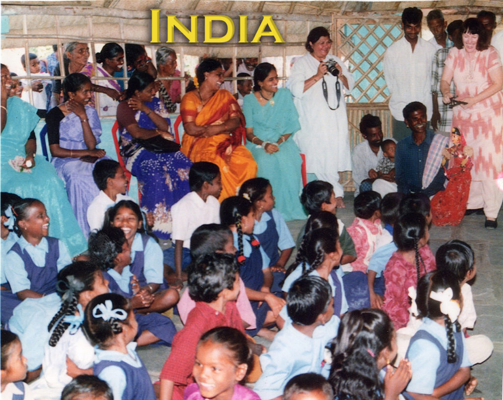 Penelope in India Entertains and teaches how to teach children with minimum supplies.